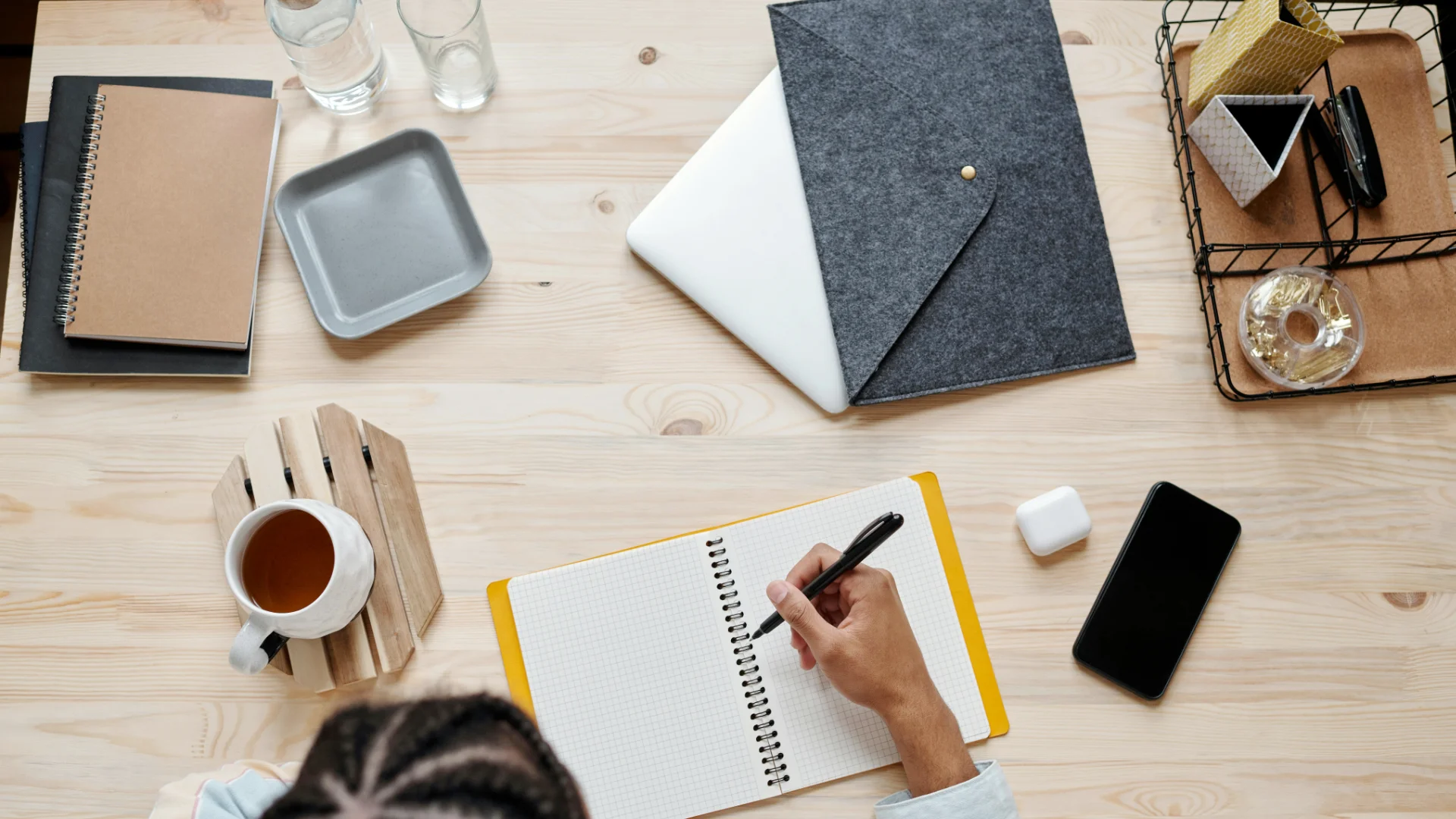 Пример дизайна скевоморфизма